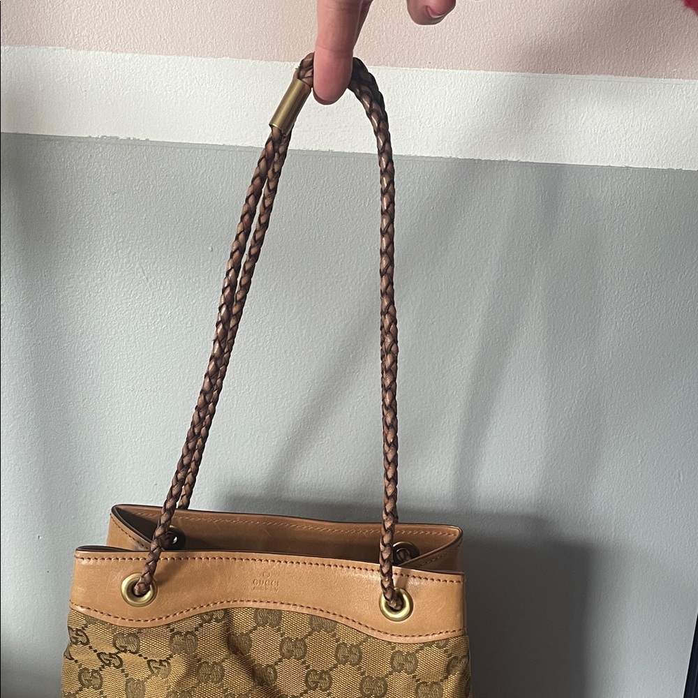 100% authentic great condition Gucci Brown Monogram Canvas Bag with Leather Trim - Picture 9 of 15